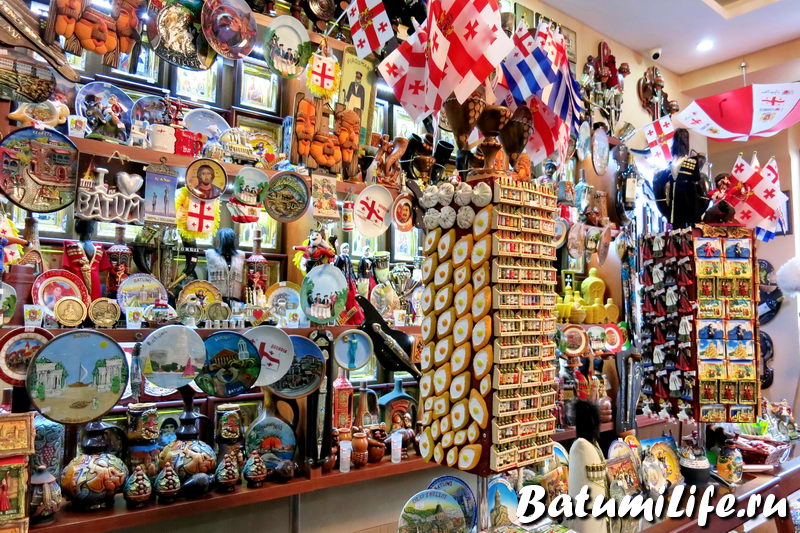 Магазин грузинских сувениров в Батуми