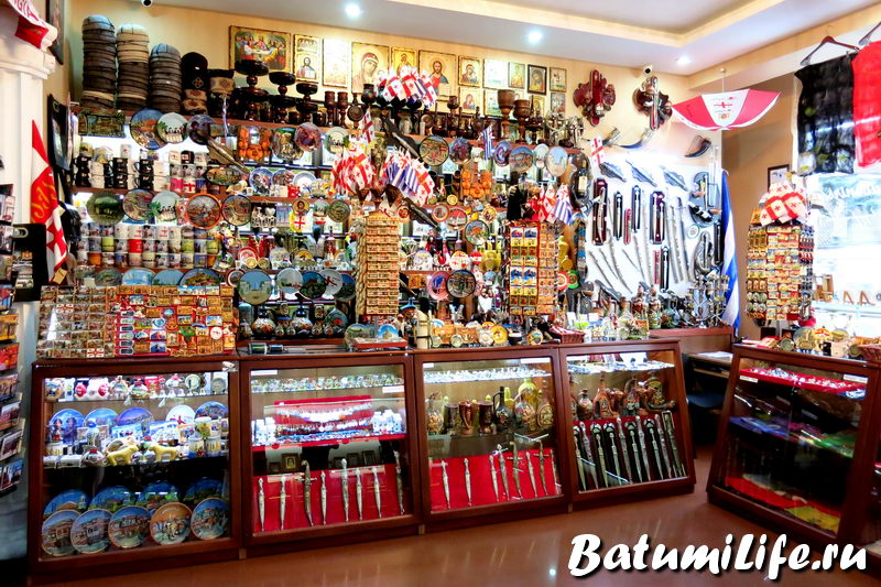 Магазин грузинских сувениров в Батуми