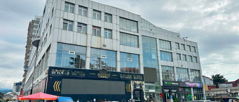 Торговый центр Batumi Plaza