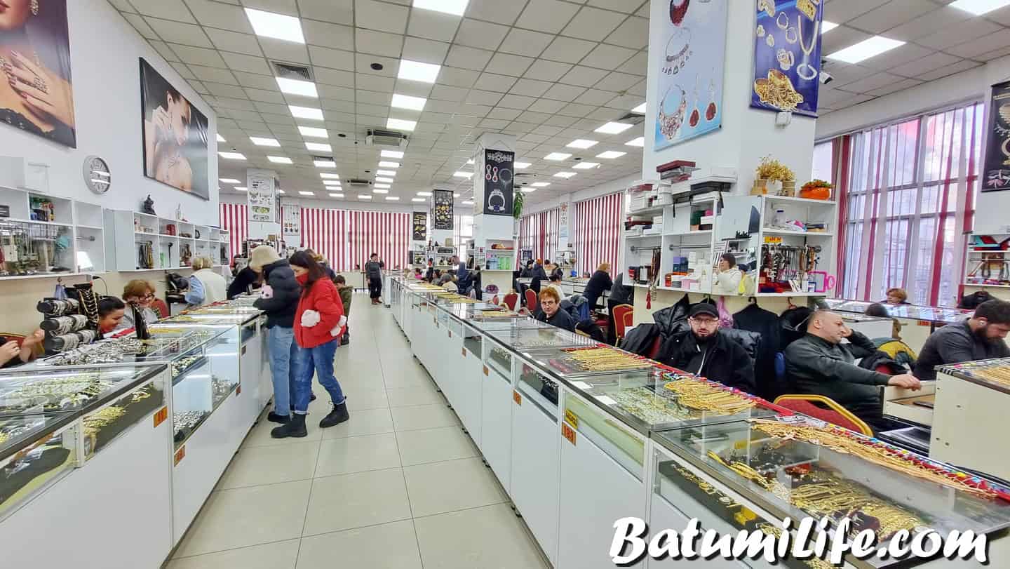 Торговый центр Batumi Plaza