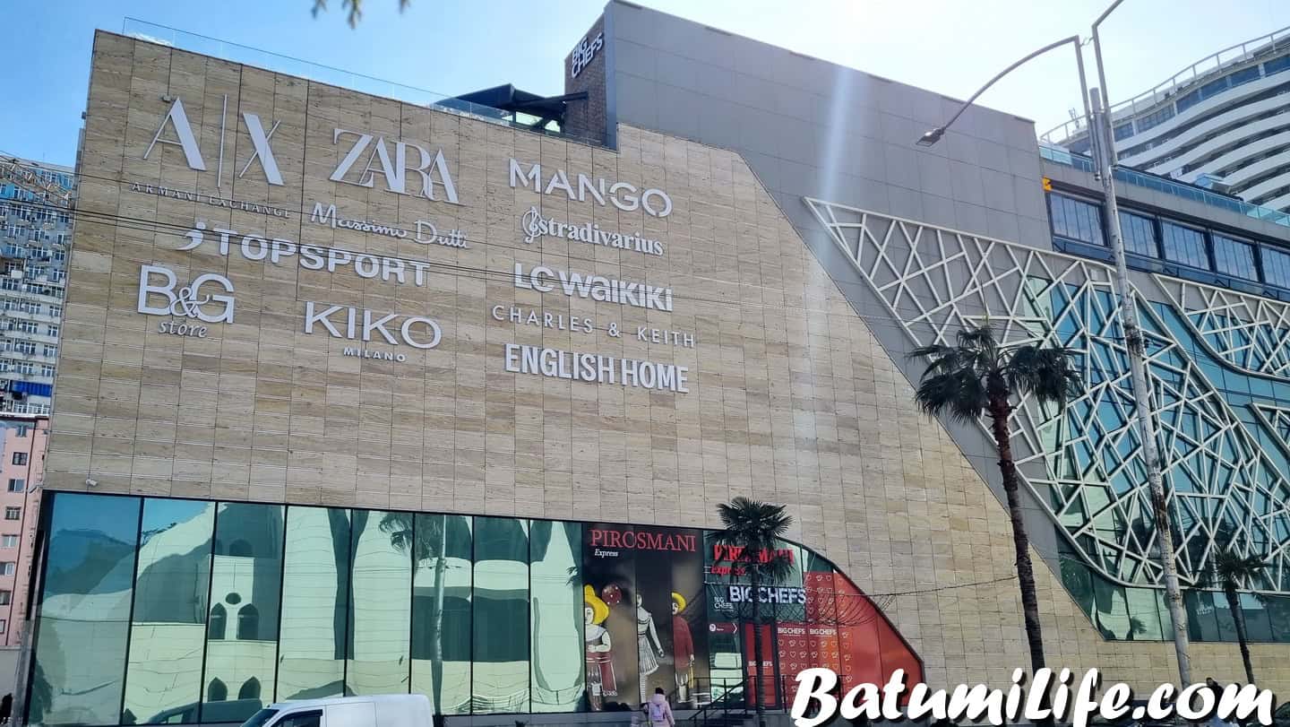 Торговый центр Grand Mall в Батуми