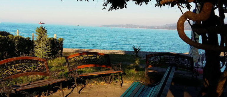 Уютное местечко на бульваре